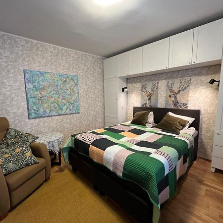 Karlovaidyll 7 - Homey Apartment With Free Parking! Tartu Exterior foto